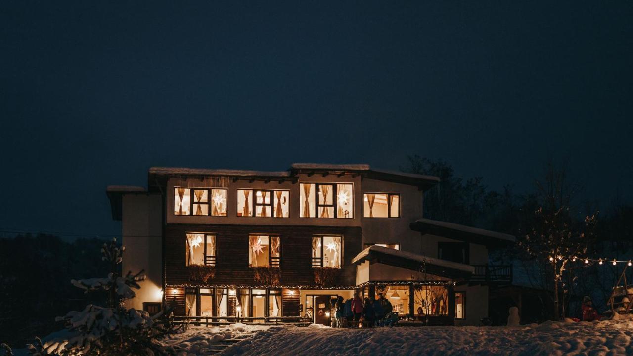 Hotel Talhaus à Vişeu de Sus Extérieur photo