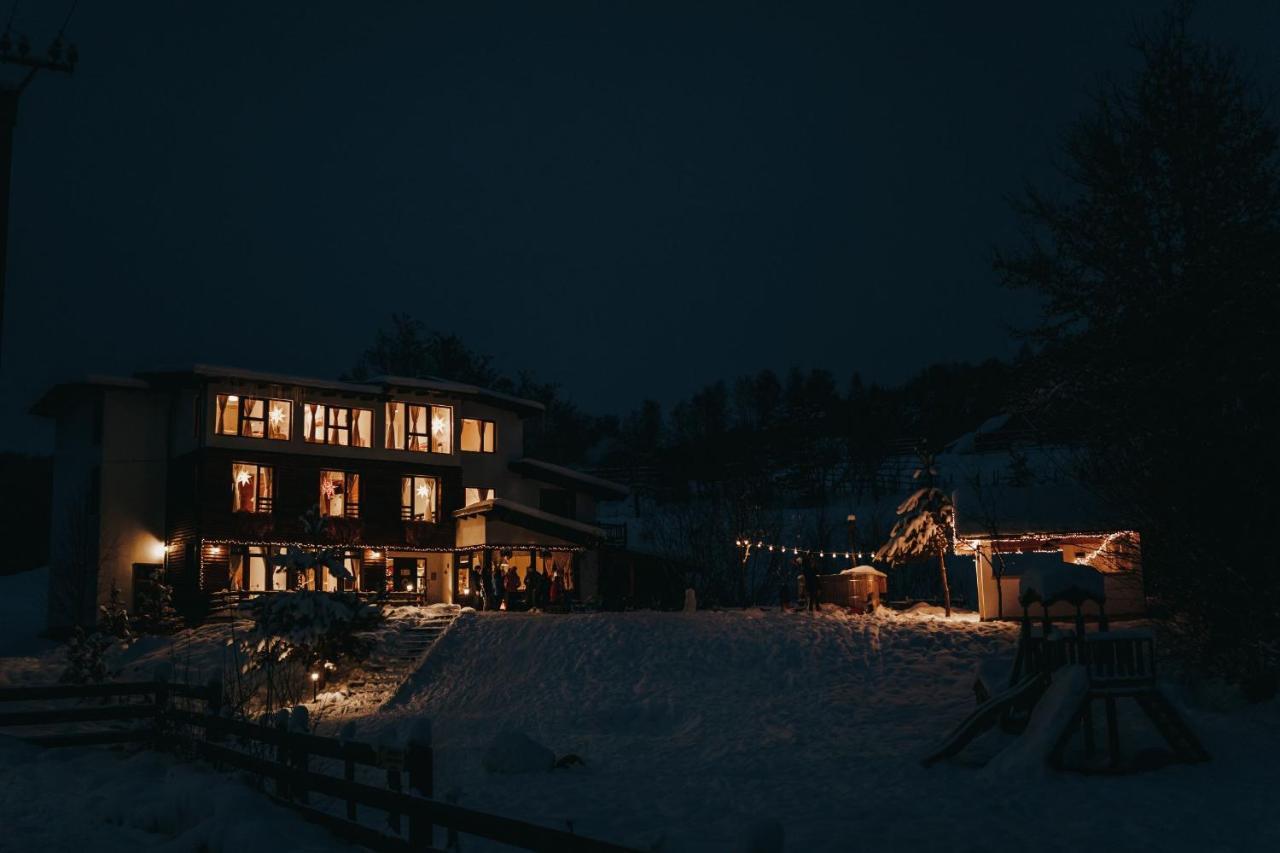 Hotel Talhaus à Vişeu de Sus Extérieur photo