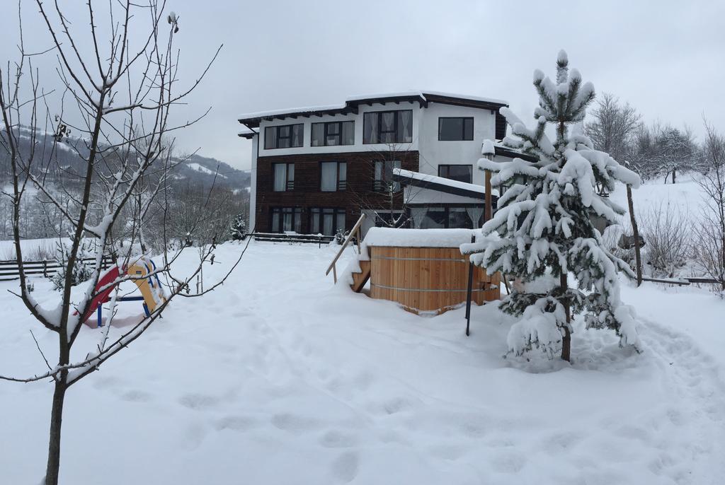 Hotel Talhaus à Vişeu de Sus Extérieur photo